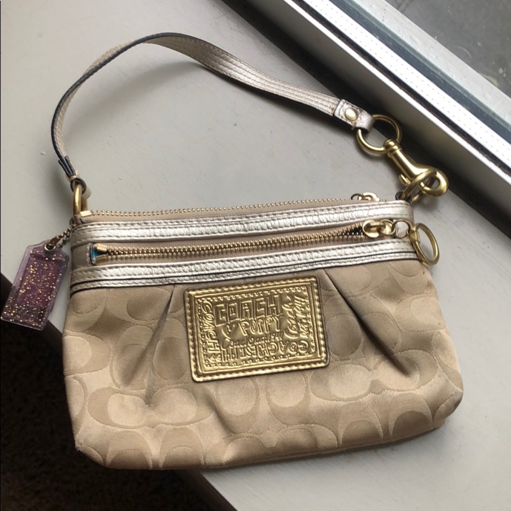 Coach hand bag